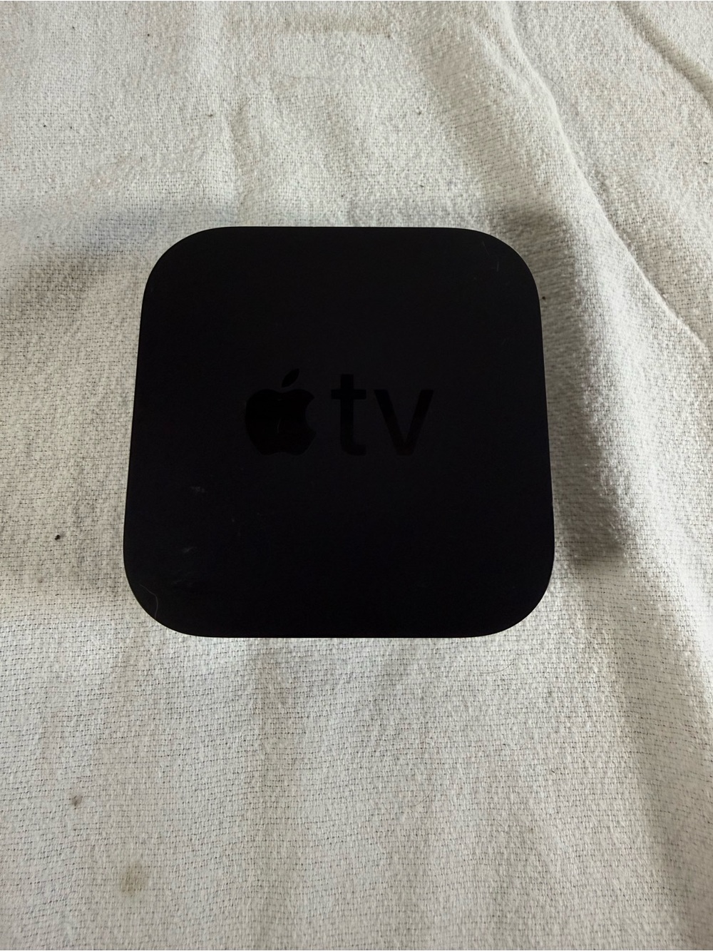 Apple TV 4K A1842 5th Gen (4K 1st Gen) Media Streamer